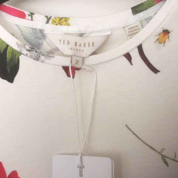 NWT Ted Baker London Dililah Berry Sundae Short Sleeve Fitted Tee - Picture 4 of 6